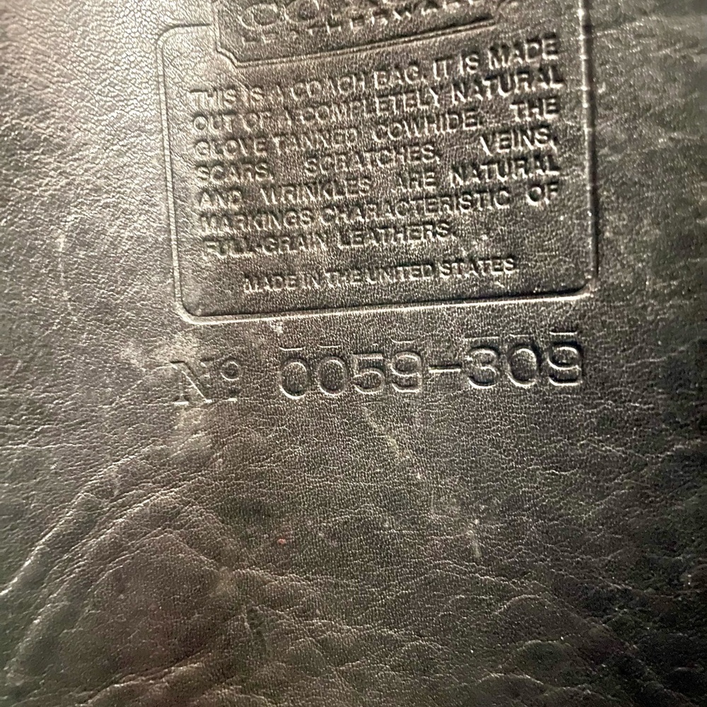 Coach Station Pre94 Original Tag #0059-309
9" (L) x 9" (H) x 2 1/2" (W) - Picture 3 of 17